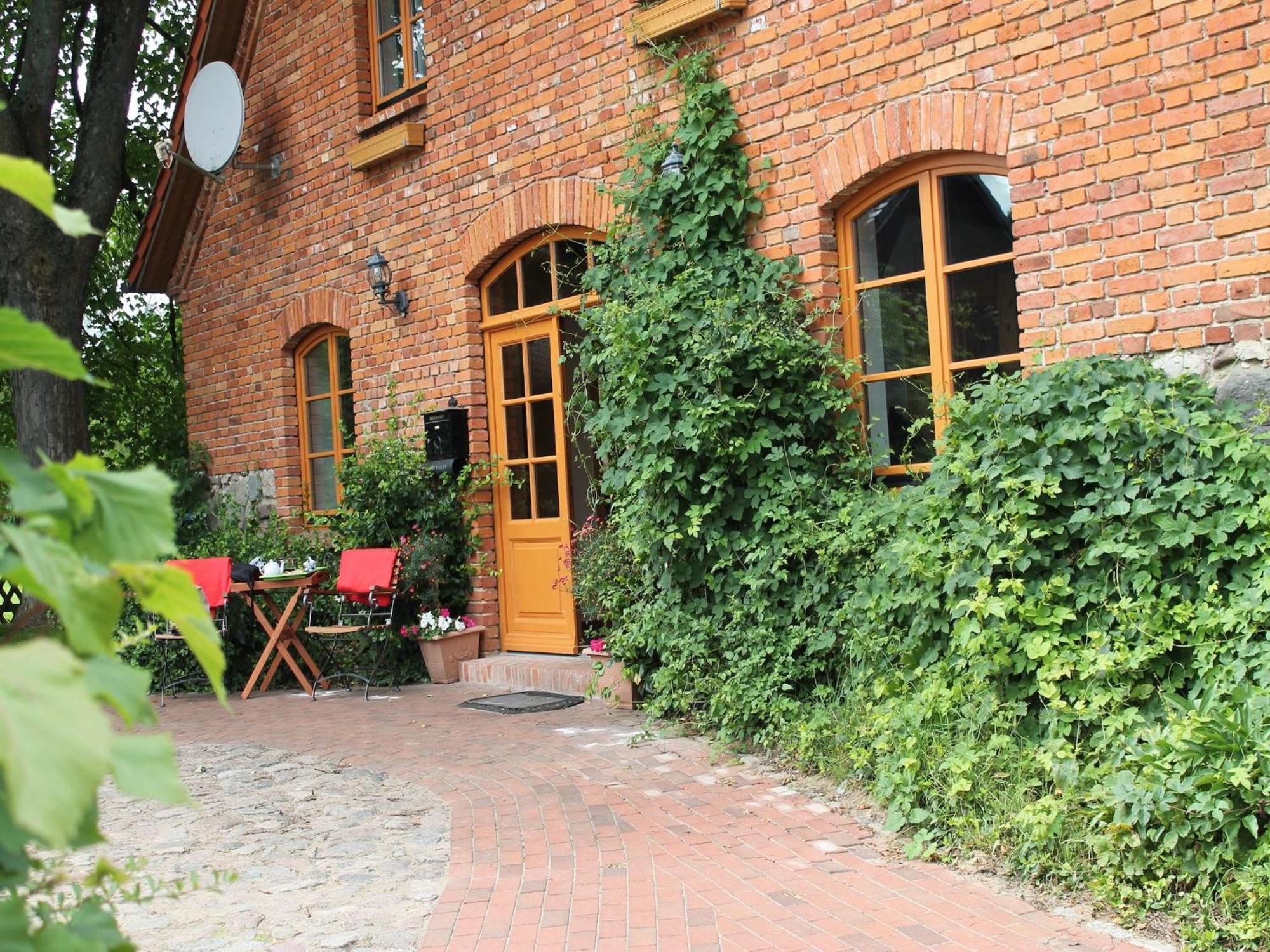 Mansion In Gressow With Terrace Garden Bbq Pond Bicycles Villa Exterior photo